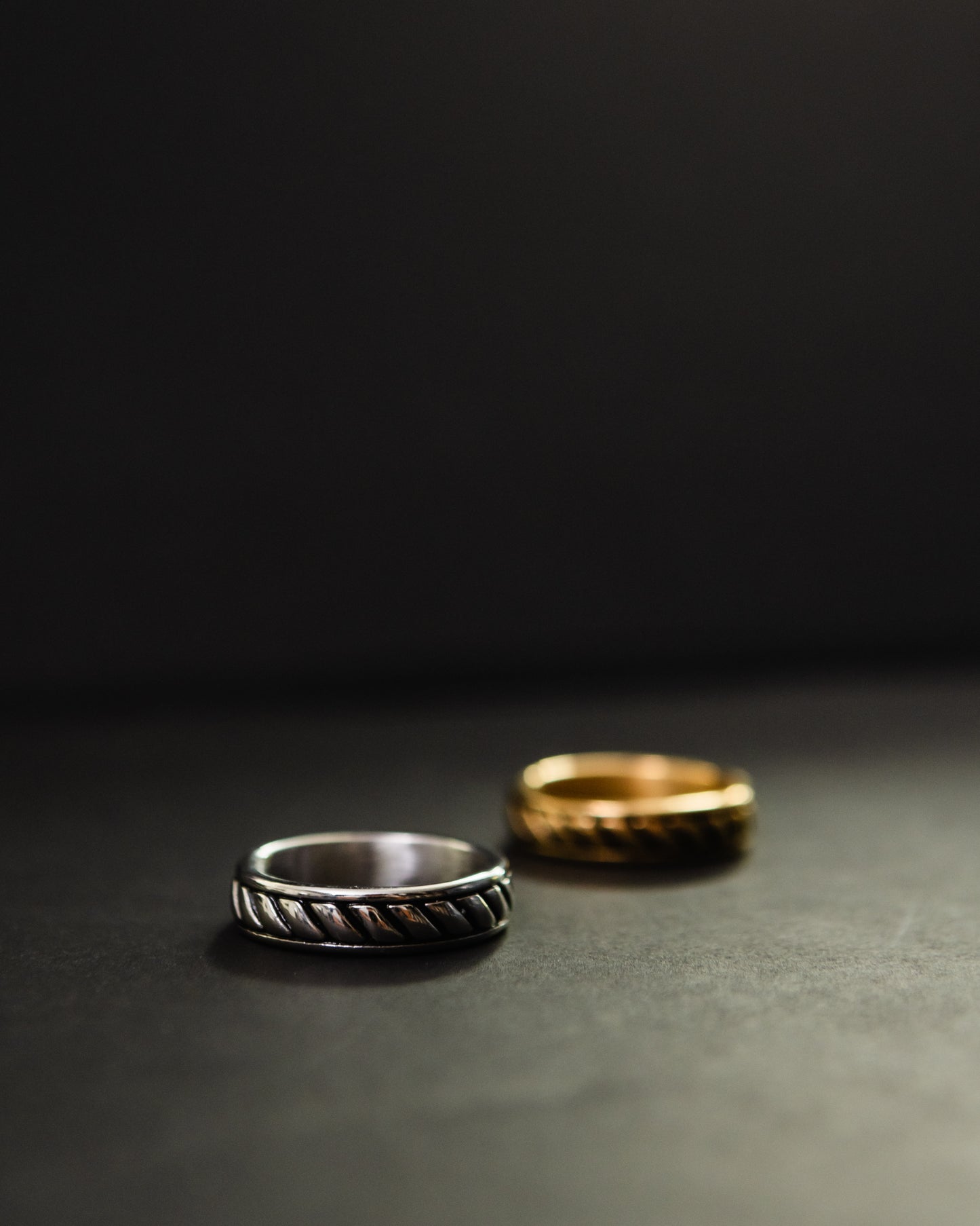 Cor Twisted Band Ring