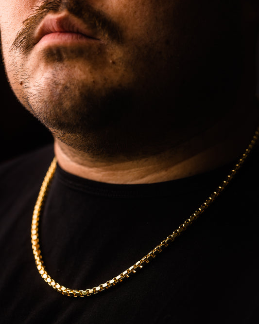 COR Box Chain Necklace