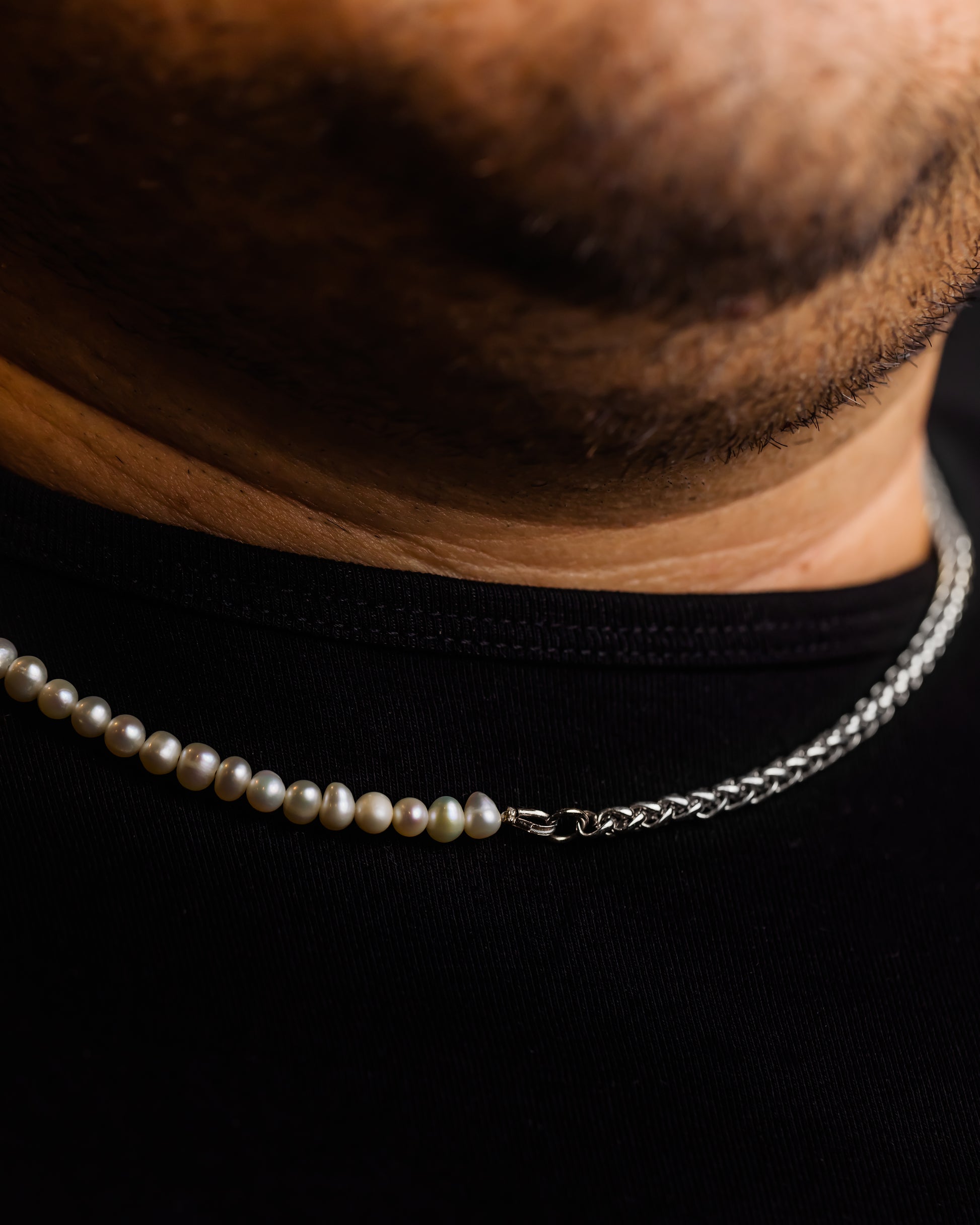 Men wearing Pearls